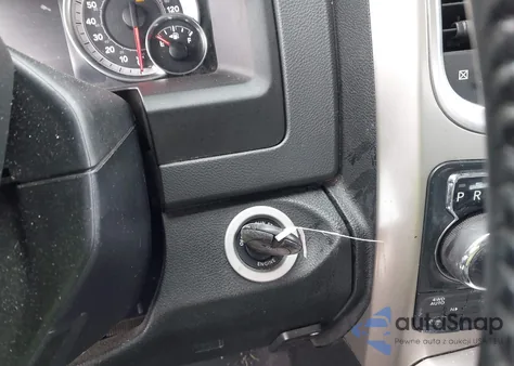 2018 Ram 1500 Big Horn 4X4 6'4 Box z USA, uszkodzony, nr VIN 1C6RR7GG0JS229011